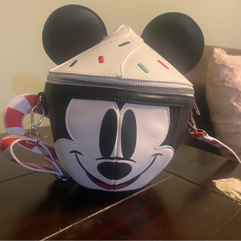 Exclusive - Mickey Mouse Hot Cocoa Crossbody Bag..  Like new only use once